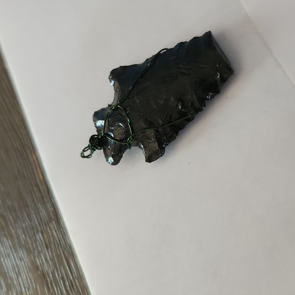 Handcrafted Arrowhead Native American Pendant - image 3